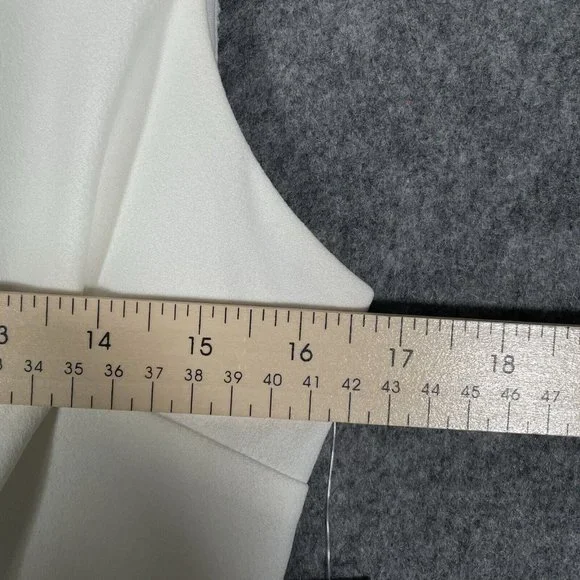 Tahari White Lace Sheath Dress Size 8 Stretch Crepe Elegant Fashion - Picture 6 of 11